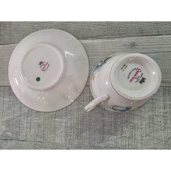 Vintage Queen Anne Fine Bone China Cup & Saucer Gold Trim Blue & Yellow Flowers - Picture 6 of 6